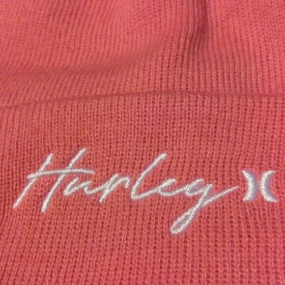 Hurley NWT Pink Cuff Beanie OS - Picture 1 of 9